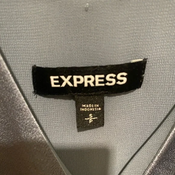 Top - Picture 3 of 4